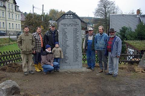 Suehnekreuz Denkmal